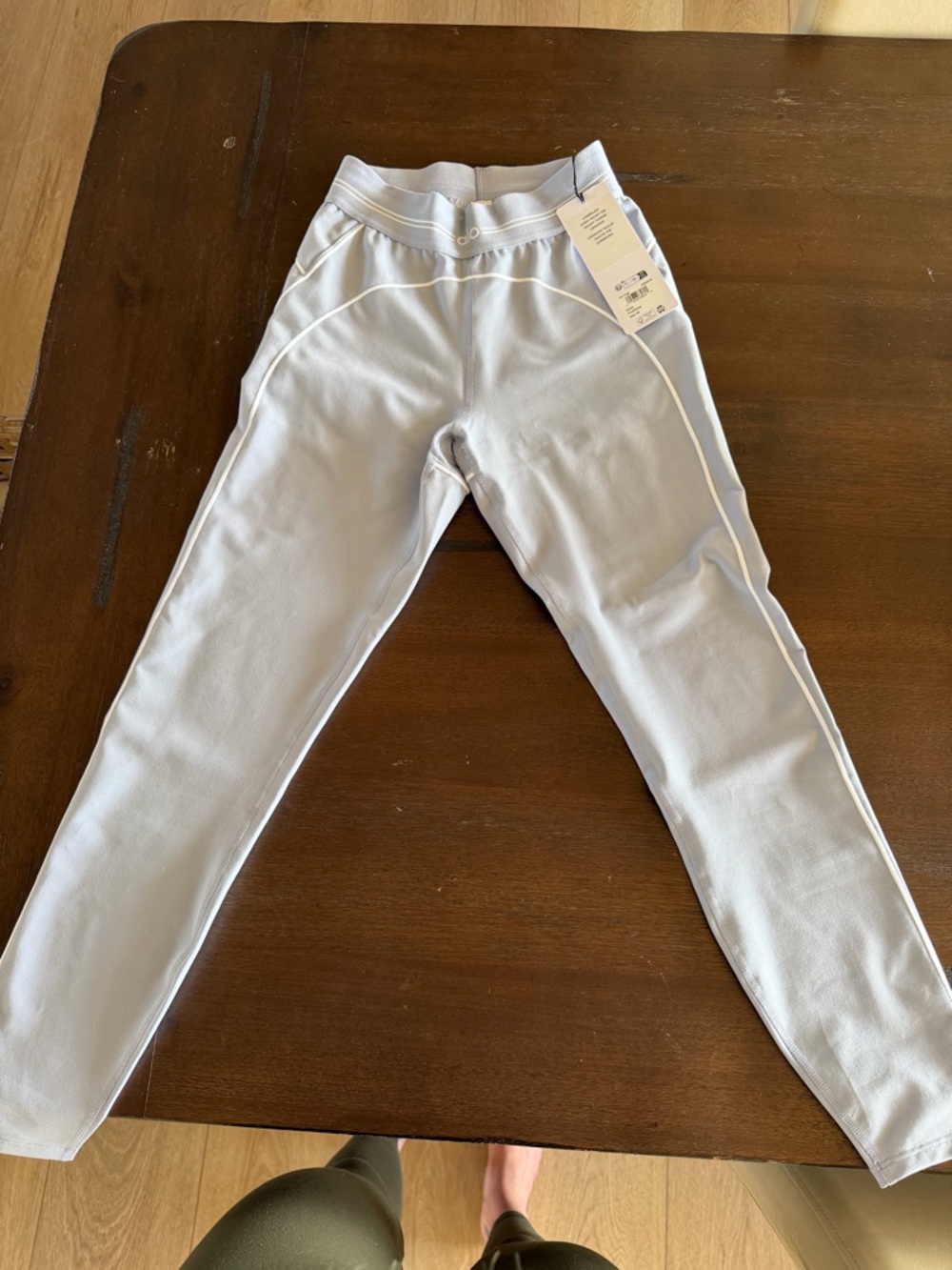 Alo Airbrush High-Waist 7/8 Heart Throb Legging